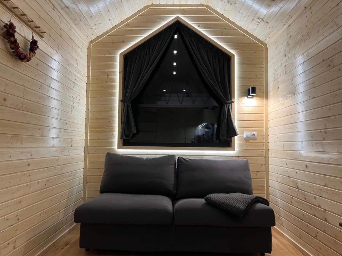 Lisi Grun Tiny House By Tiny Away Villa Sattledt Bagian luar foto