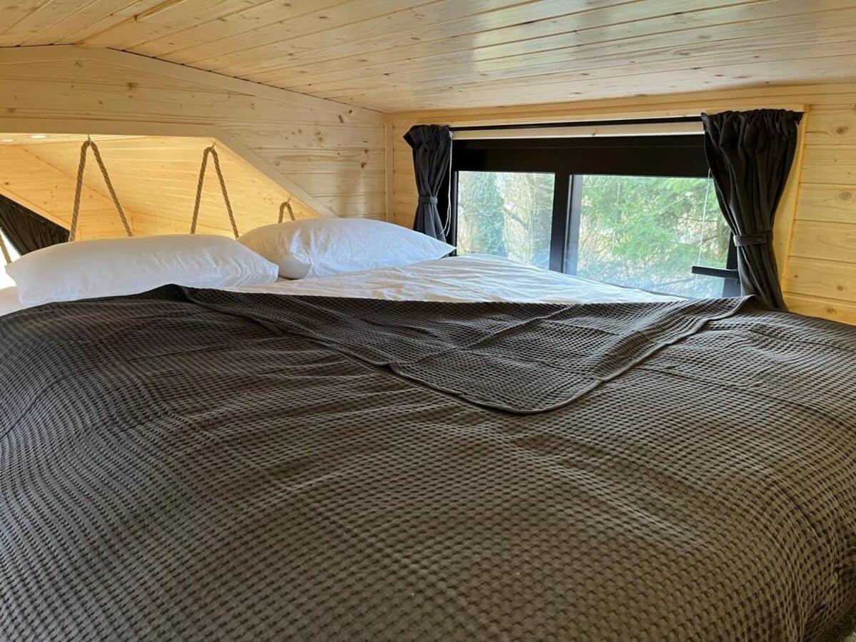 Lisi Grun Tiny House By Tiny Away Villa Sattledt Bagian luar foto
