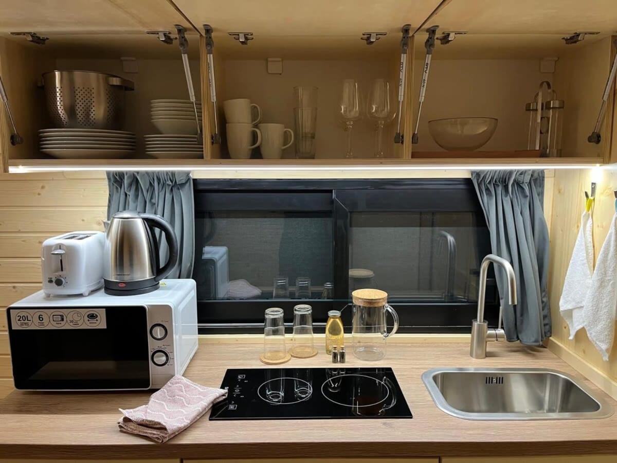 Lisi Grun Tiny House By Tiny Away Villa Sattledt Bagian luar foto